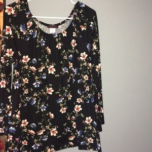Long sleeve floral shirt
